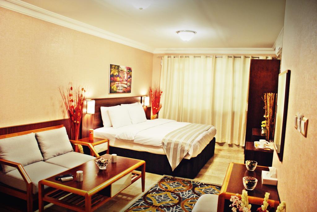 Weekend Hotel & Apartments Maszkat Kültér fotó