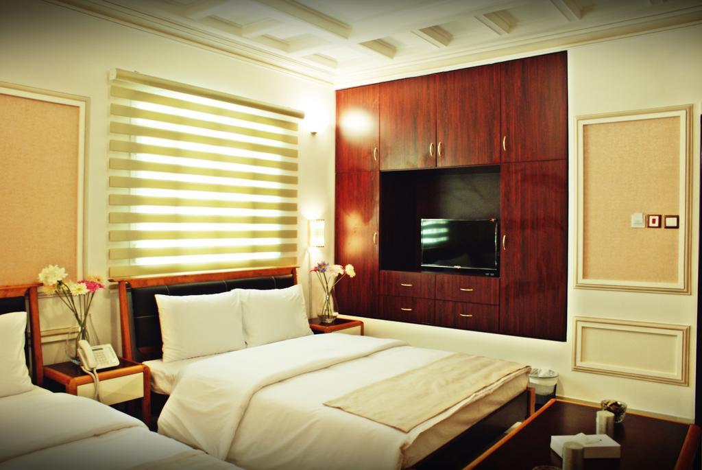 Weekend Hotel & Apartments Maszkat Kültér fotó