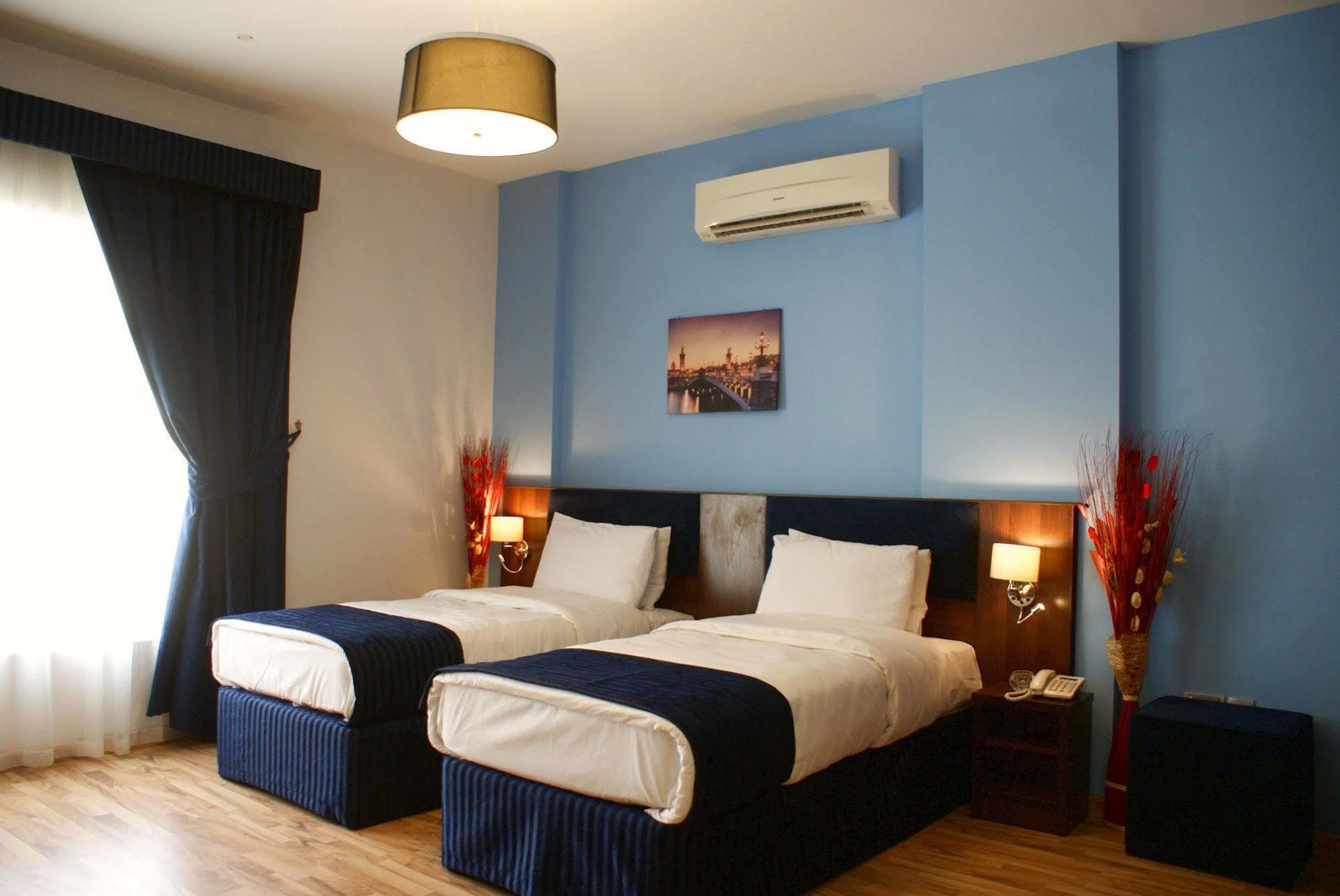 Weekend Hotel & Apartments Maszkat Kültér fotó